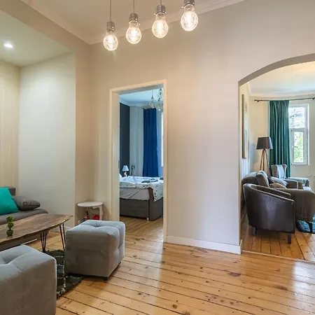 5 Seconds Away From The Main Street, Free Secured Parking * Sofia